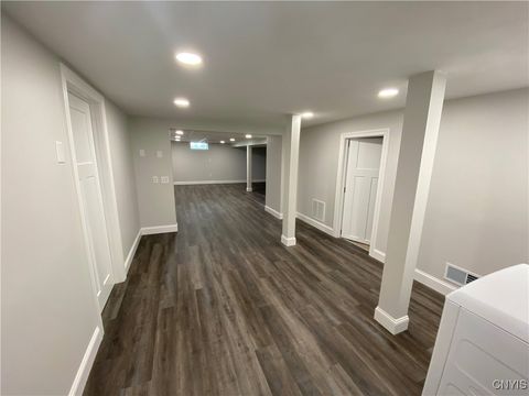 Tiny photo for 3299 Mohawk Street, New Hartford, NY 13413 (MLS # S1660499)