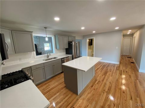 Tiny photo for 3299 Mohawk Street, New Hartford, NY 13413 (MLS # S1660499)