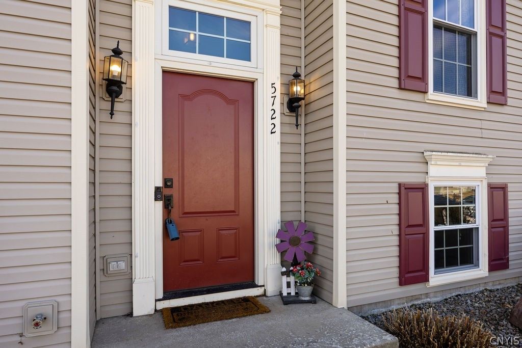 Photo of 5722 Boulia Drive, Clay, NY 13041 (MLS # S1664977)