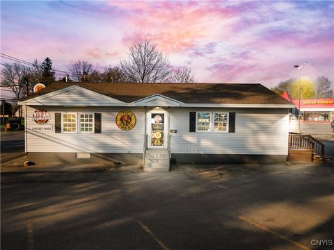 32 Chenango Avenue Clinton NY 13323