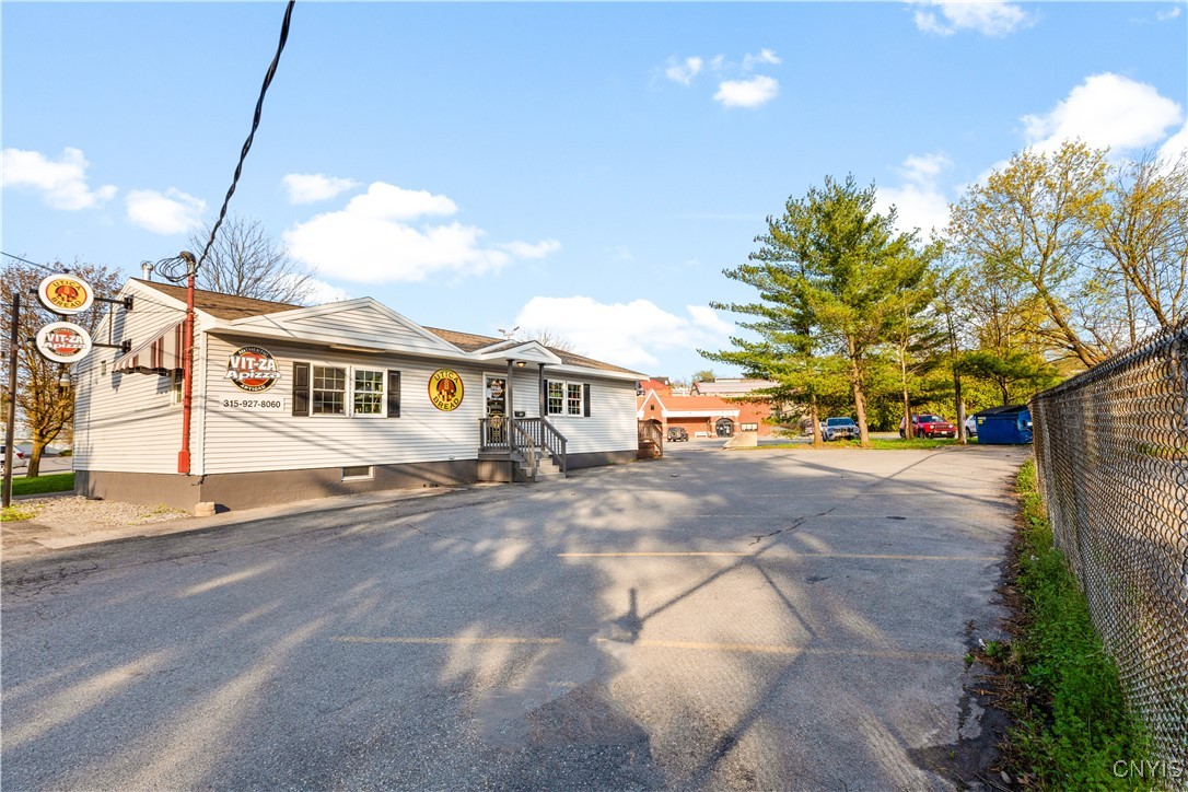 32 Chenango Avenue