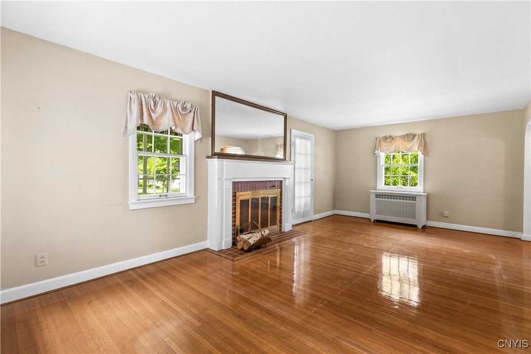 74 Hartford Ter, New Hartford, New York image 9