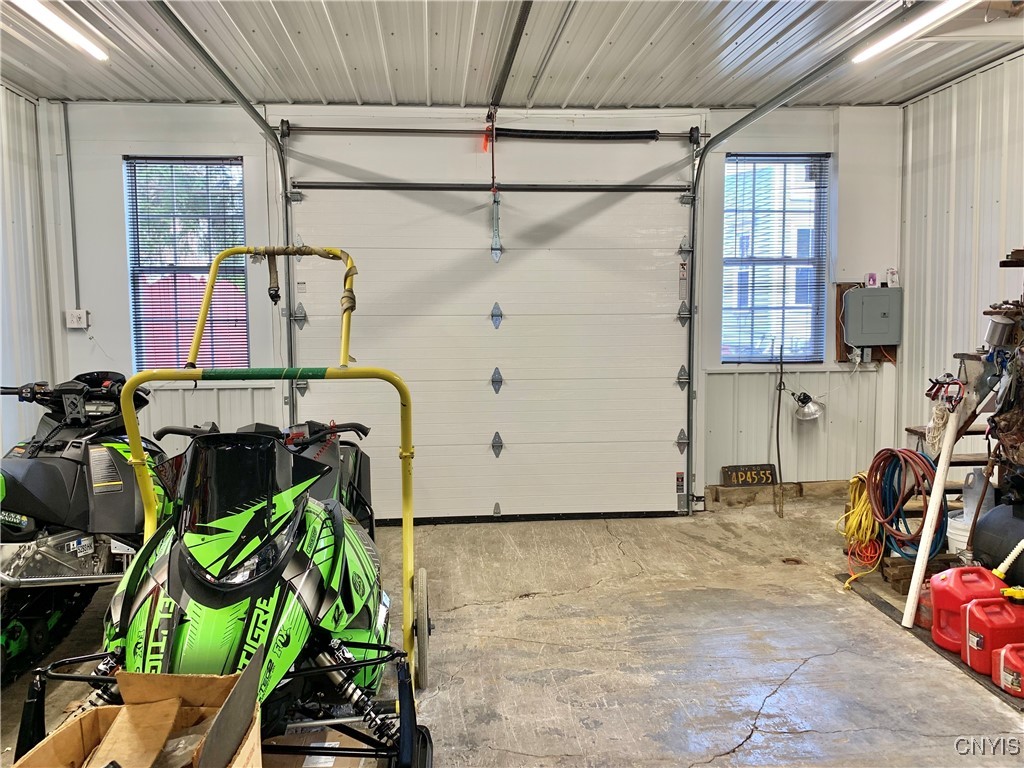 424 White Street, Sangerfield, New York image 37