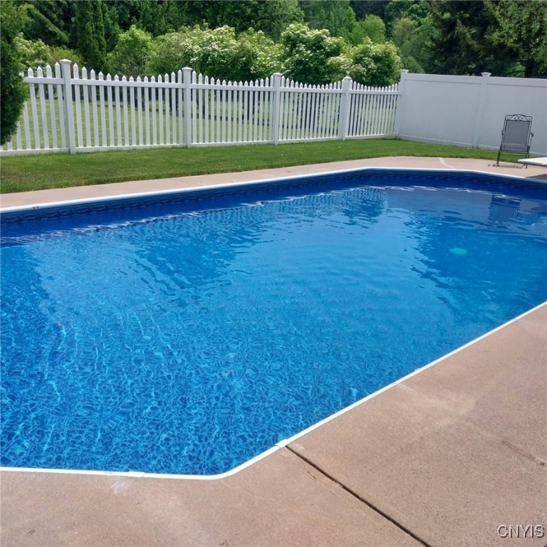 424 White Street, Sangerfield, New York image 47