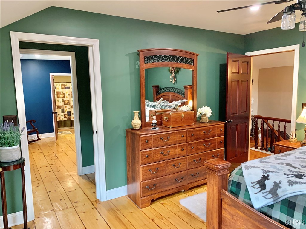 424 White Street, Sangerfield, New York image 27