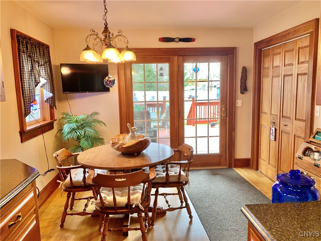 424 White Street, Sangerfield, New York image 9