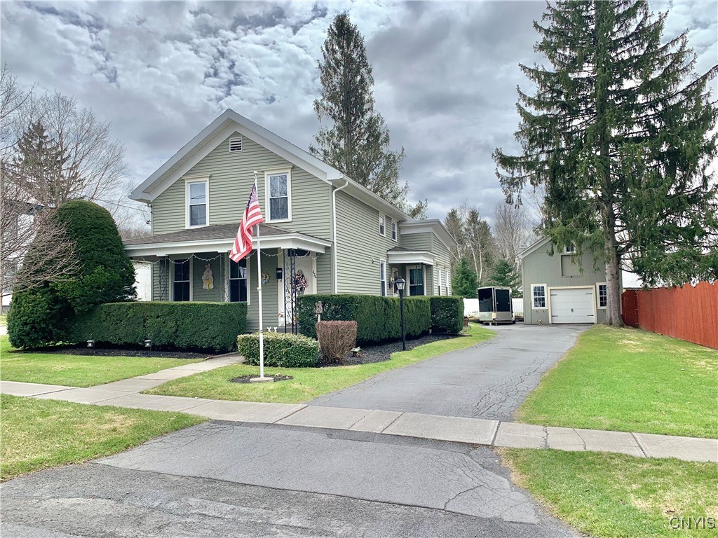424 White Street, Sangerfield, New York image 1