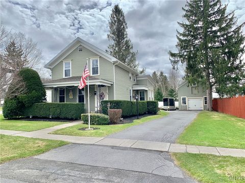 424 White Street, Sangerfield, NY 13480 - MLS#: S1598336