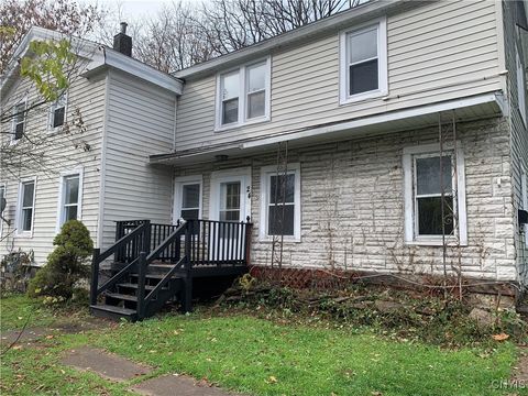 Tiny photo for 24 Elm Street, Camillus, NY 13031 (MLS # S1648580)