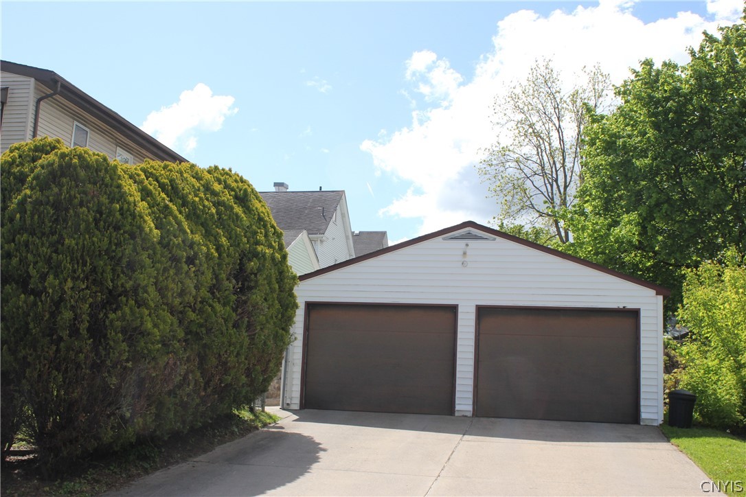 613 Avery Avenue