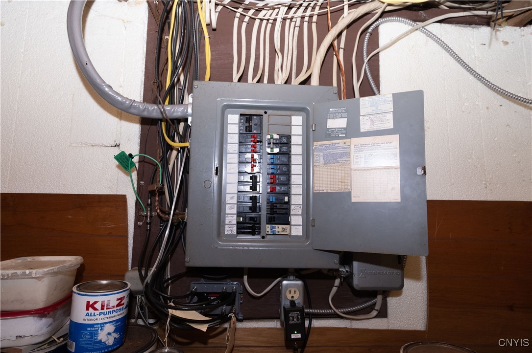 Throop, New York 13021, United States, 3 Bedrooms Bedrooms, ,2 BathroomsBathrooms,Residential,Active,221896