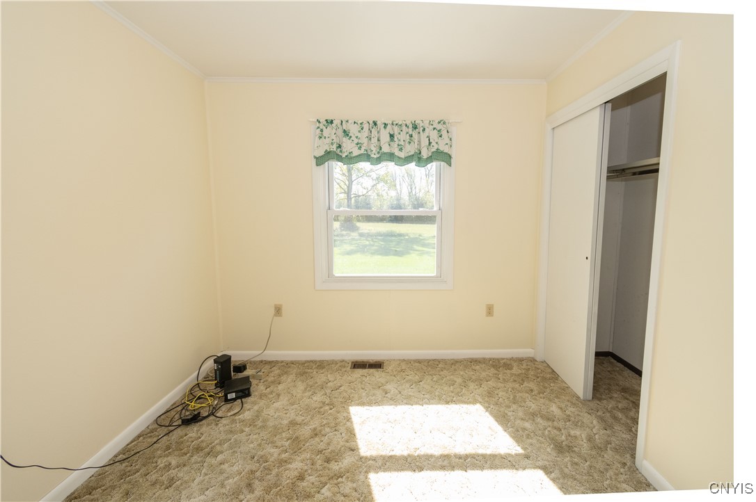 Throop, New York 13021, United States, 3 Bedrooms Bedrooms, ,2 BathroomsBathrooms,Residential,Active,221896