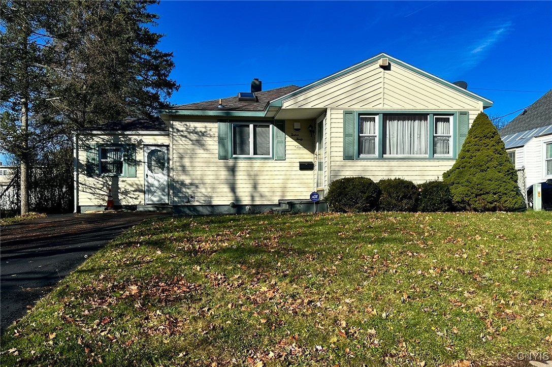 1240 Hilton Avenue, Utica, New York image 2