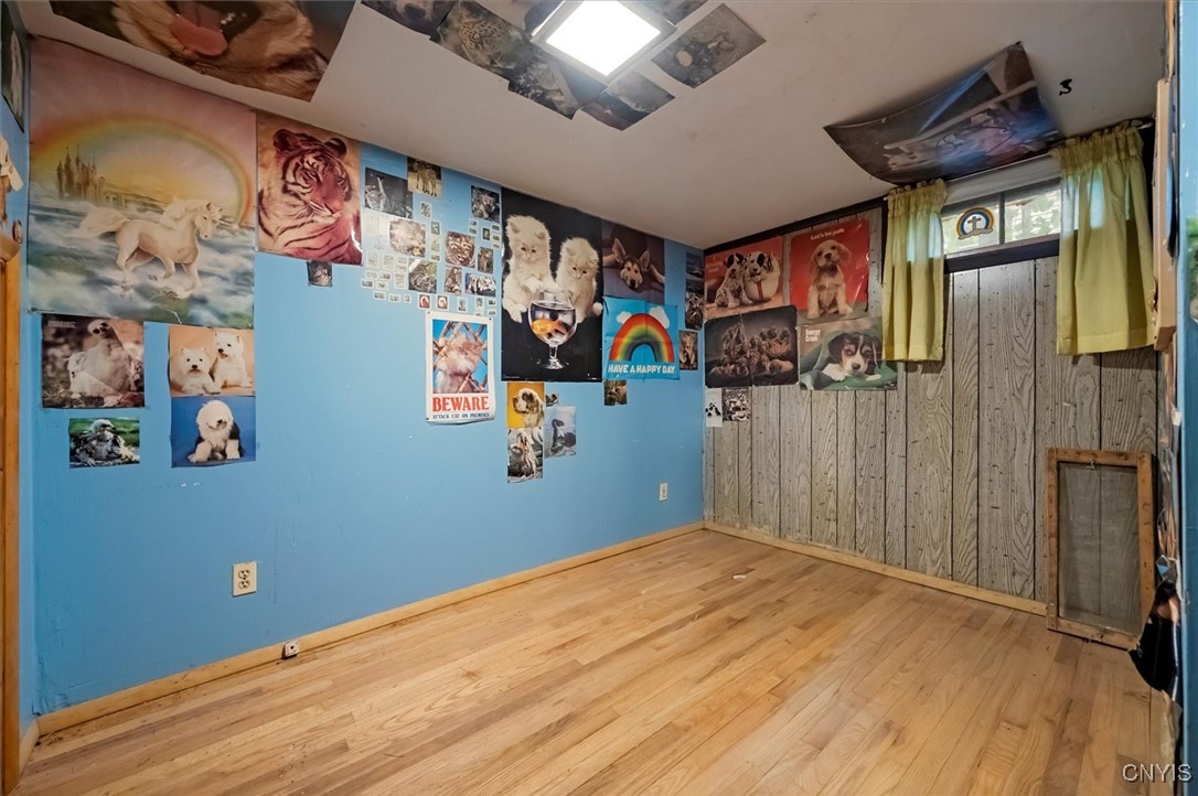 410 Pinewood Drive, Utica, New York image 32