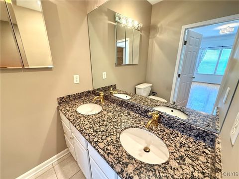 Tiny photo for 5210 Hook Circle Cir, DeWitt, NY 13078 (MLS # S1660375)