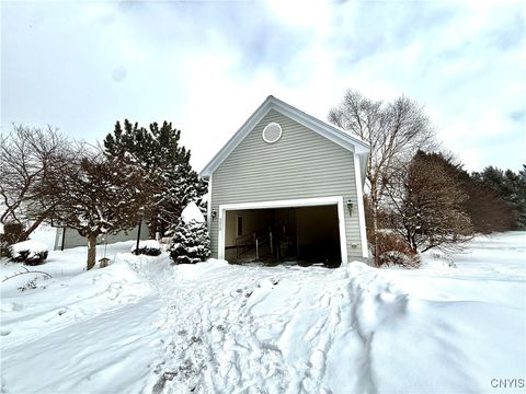 Tiny photo for 5210 Hook Circle Cir, DeWitt, NY 13078 (MLS # S1660375)