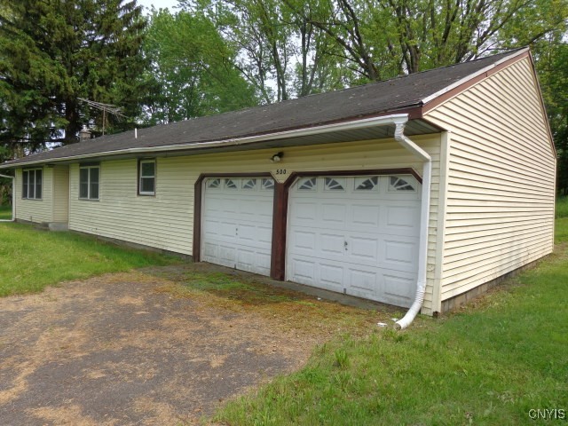500 Johnnycake Road
