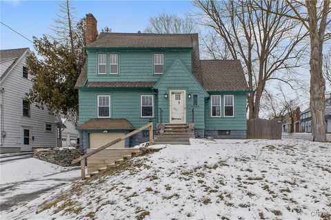 Photo of 300 Jamesville Road, DeWitt, NY 13214 (MLS # S1659196)