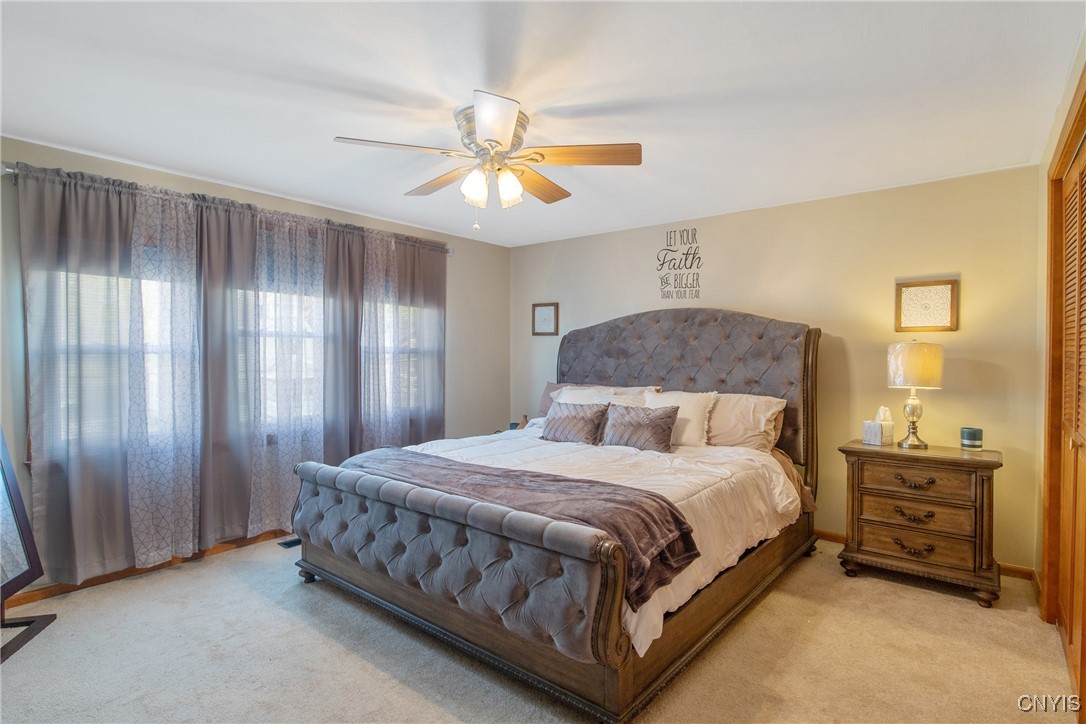 129 Ross Park, Syracuse, New York image 21
