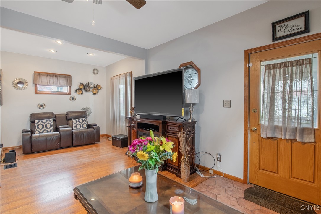 129 Ross Park, Syracuse, New York image 4