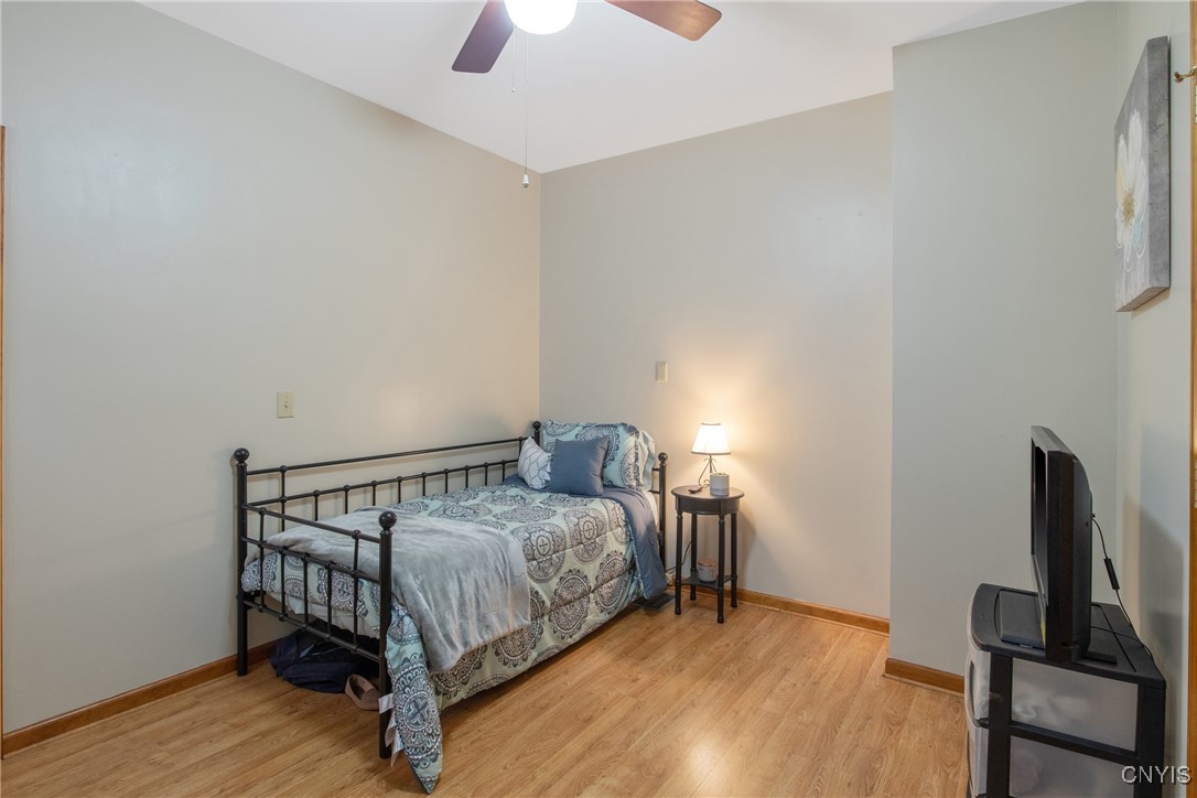 129 Ross Park, Syracuse, New York image 24