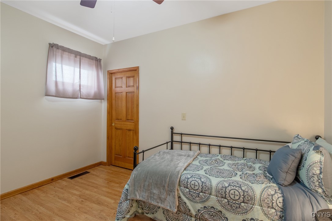 129 Ross Park, Syracuse, New York image 23