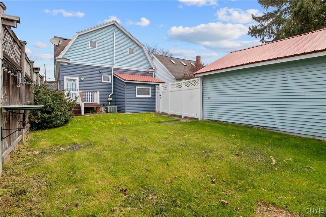 129 Ross Park, Syracuse, New York image 33