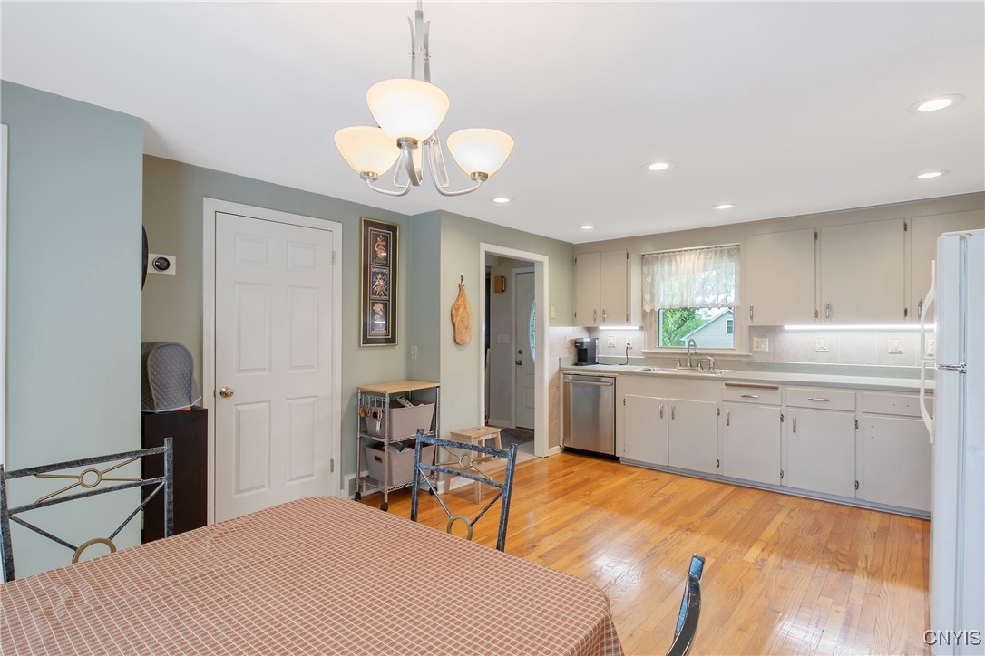 225 Washington Boulevard, Manlius, New York image 18