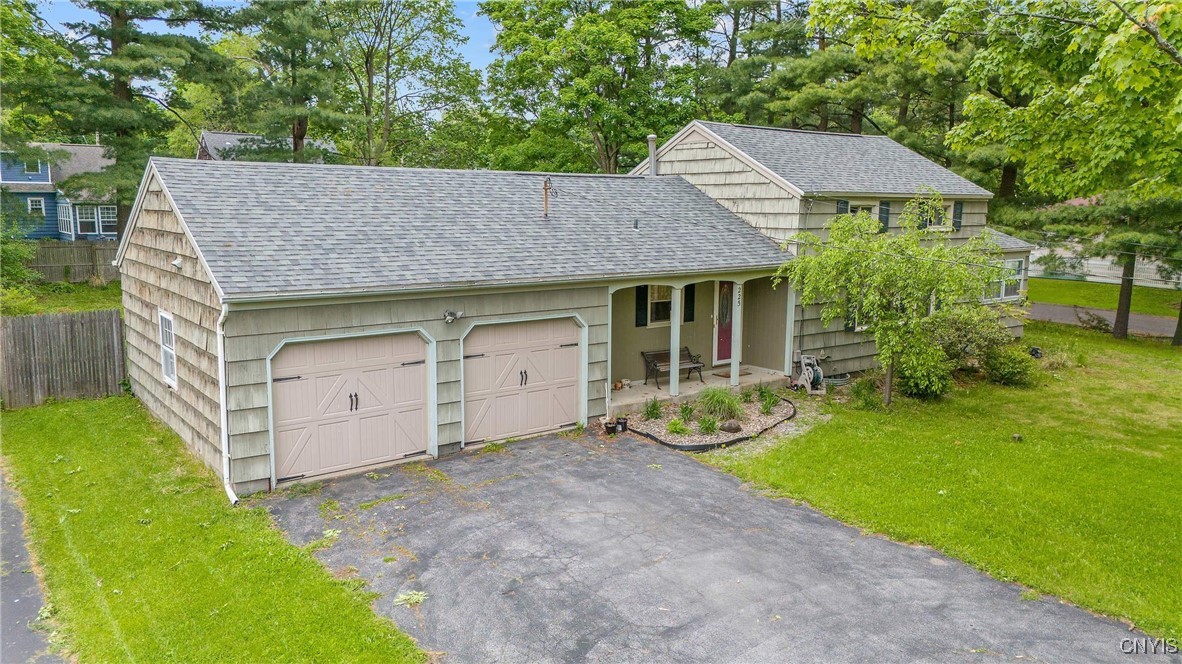225 Washington Boulevard, Manlius, New York image 4