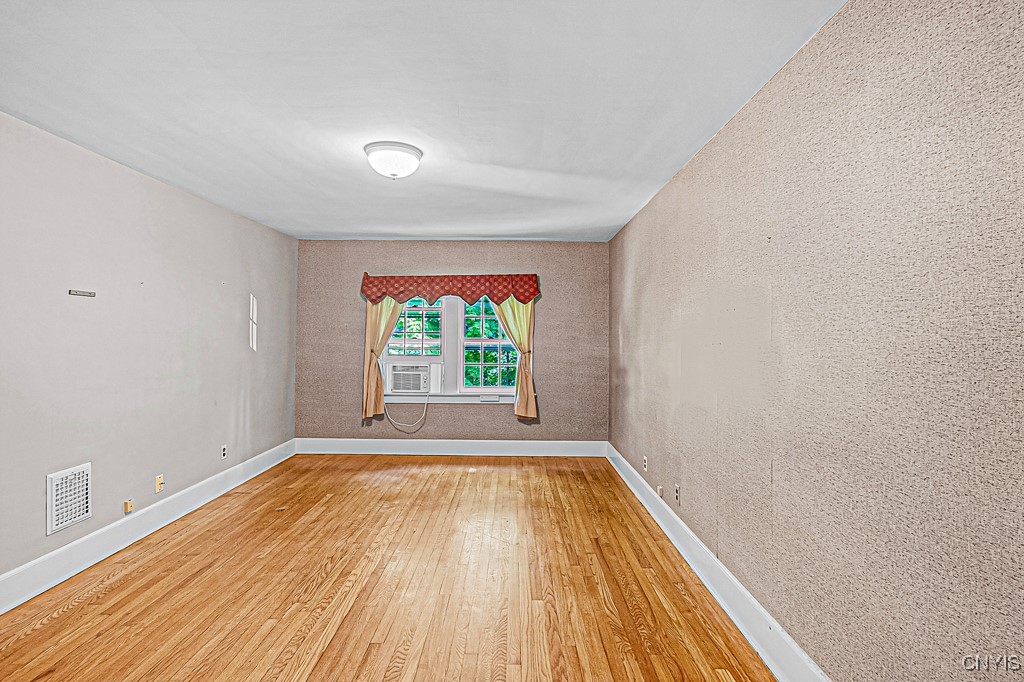 17 Brookline Dr Dr, Utica, New York image 29