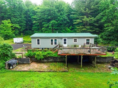 Homes For Sale - 392 S Albion Road<br/> Parish, NY 13302