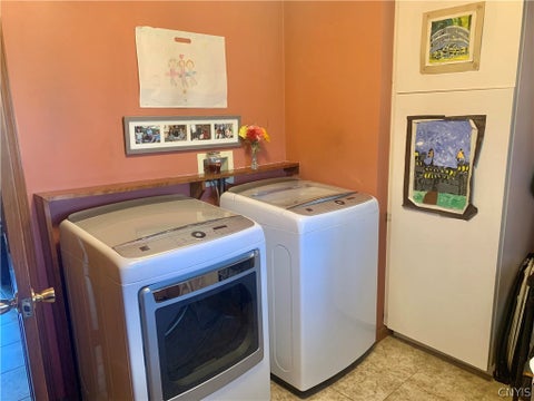 Tiny photo for 64 Ironwood Road, New Hartford, NY 13413 (MLS # S1704313)