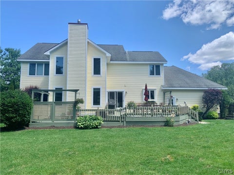 Tiny photo for 64 Ironwood Road, New Hartford, NY 13413 (MLS # S1704313)