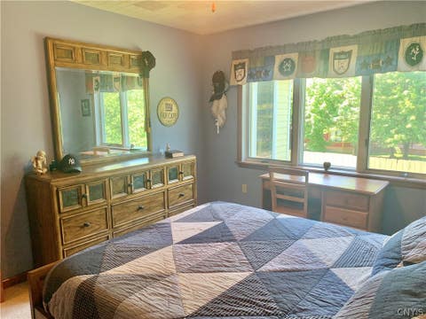Tiny photo for 64 Ironwood Road, New Hartford, NY 13413 (MLS # S1704313)