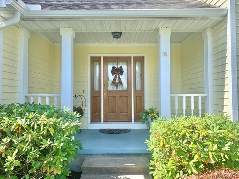 Tiny photo for 64 Ironwood Road, New Hartford, NY 13413 (MLS # S1704313)