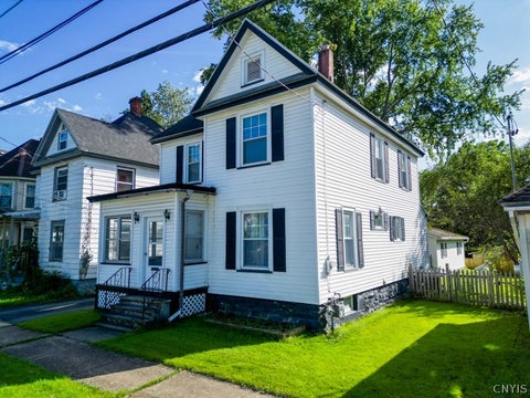 Photo of 513 Prescott St ST, Herkimer, NY 13350 (MLS # S1714424)