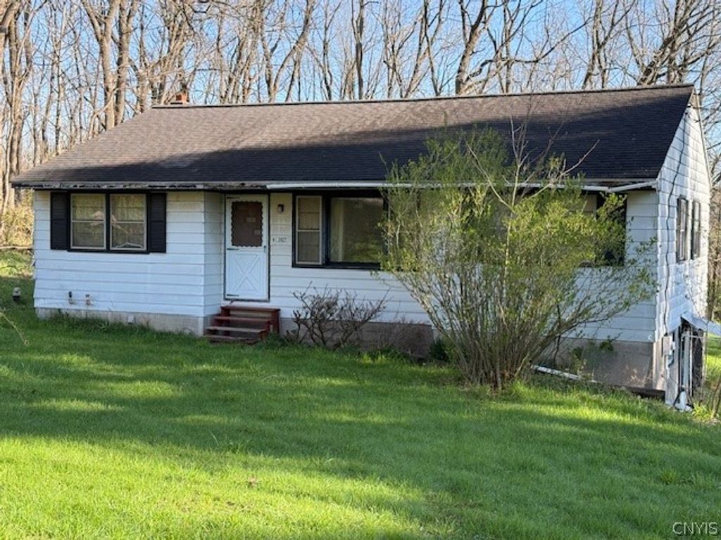 Photo of 3927 Cody Road, Fenner, NY 13035 (MLS # S1677450)