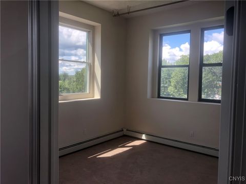 Tiny photo for 617 E Hiawatha Boulevard #6, Syracuse, NY 13208 (MLS # S1660752)