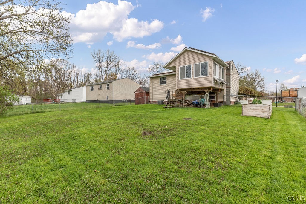 8111 Thurston Drive, Cicero, New York image 41