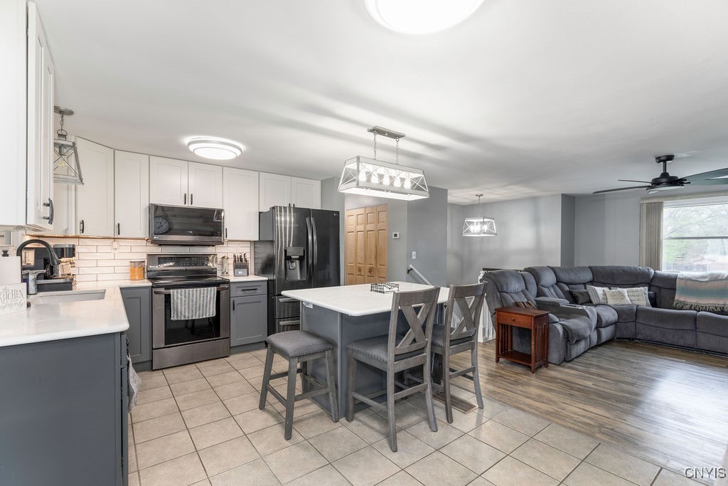 8111 Thurston Drive, Cicero, New York image 3