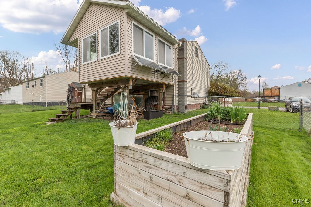 8111 Thurston Drive, Cicero, New York image 37