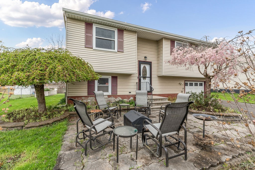 8111 Thurston Drive, Cicero, New York image 43