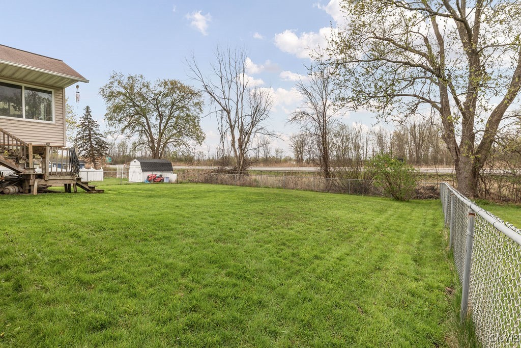 8111 Thurston Drive, Cicero, New York image 36