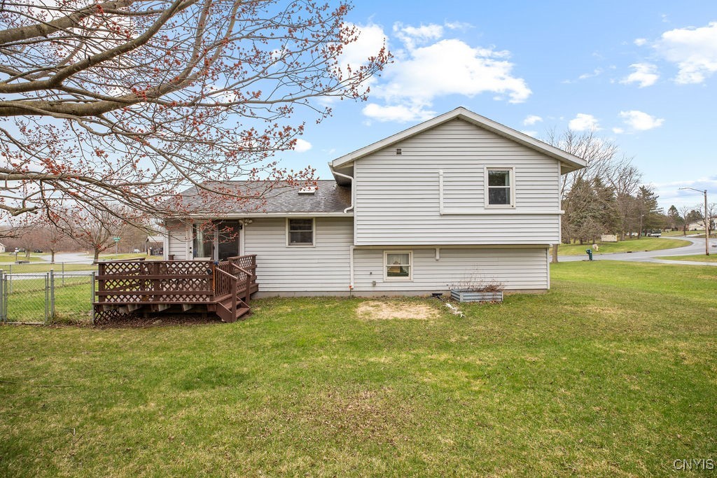 157 Murray Street, Auburn, New York image 2
