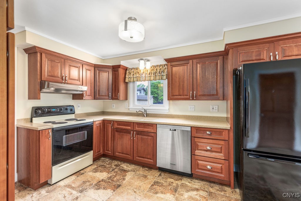 508 Glenview Parkway Pkwy, Camillus, New York image 9