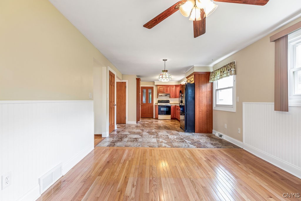 508 Glenview Parkway Pkwy, Camillus, New York image 12