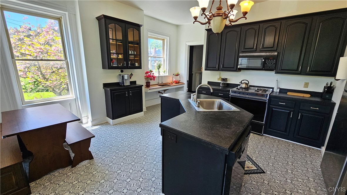 24 Grover Street, Auburn, New York image 3