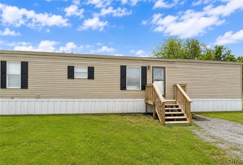 Mobile Home For Sale - 852 Us Rt 11<br/> Hastings, NY 13036