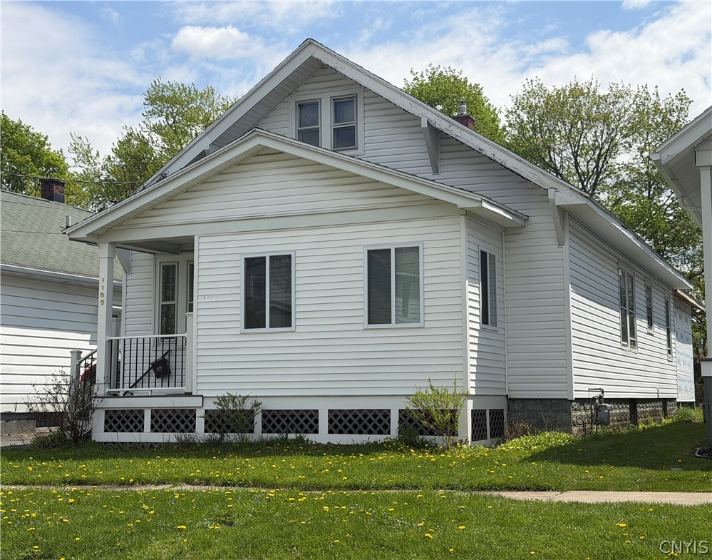 1165 Hammond Avenue