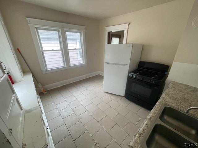 104 Peck Avenue